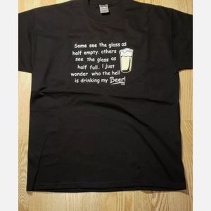 Beer Drinking Glass Half Empty Men's T-Shirt Size: XL Brand: Jerzees